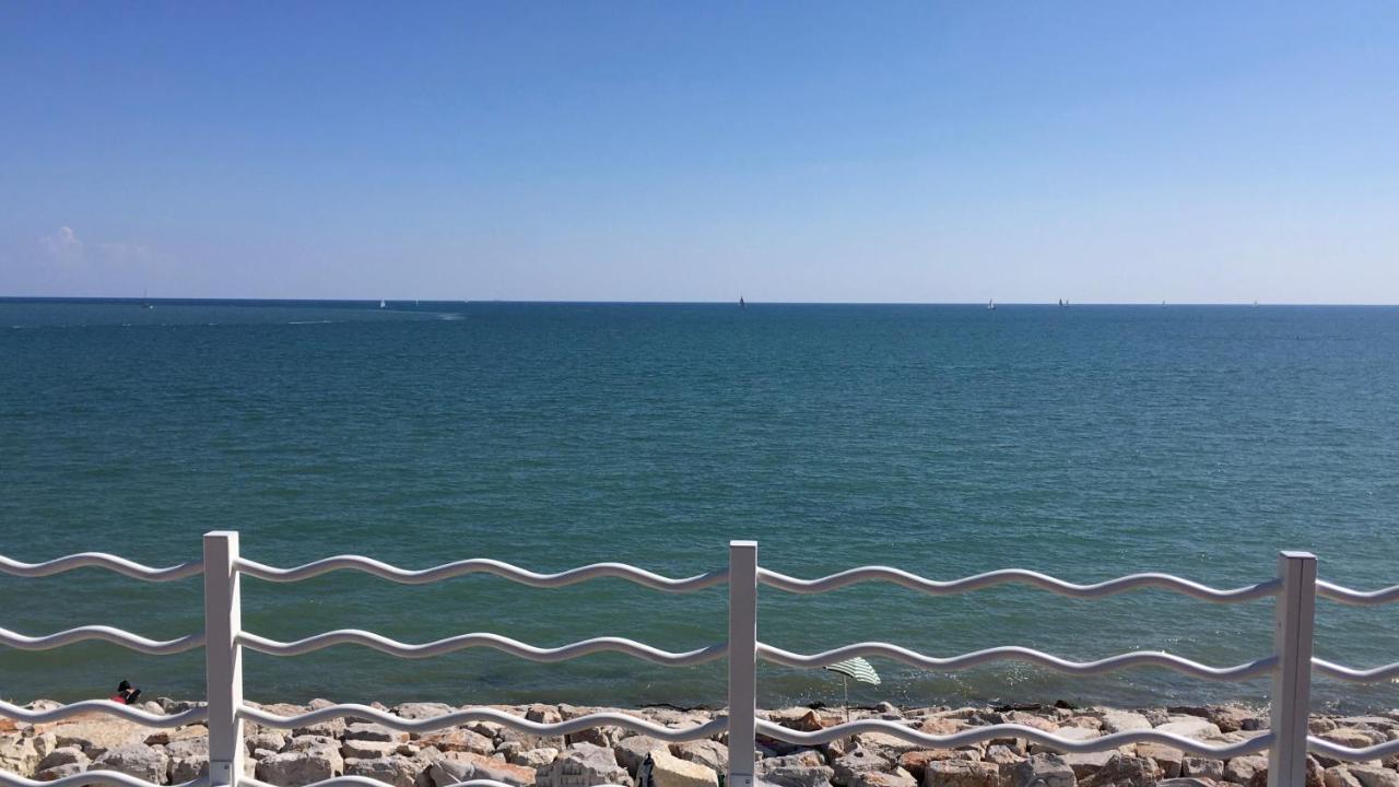 Ca Dell'Angelo - Caorle Aparthotel Buitenkant foto
