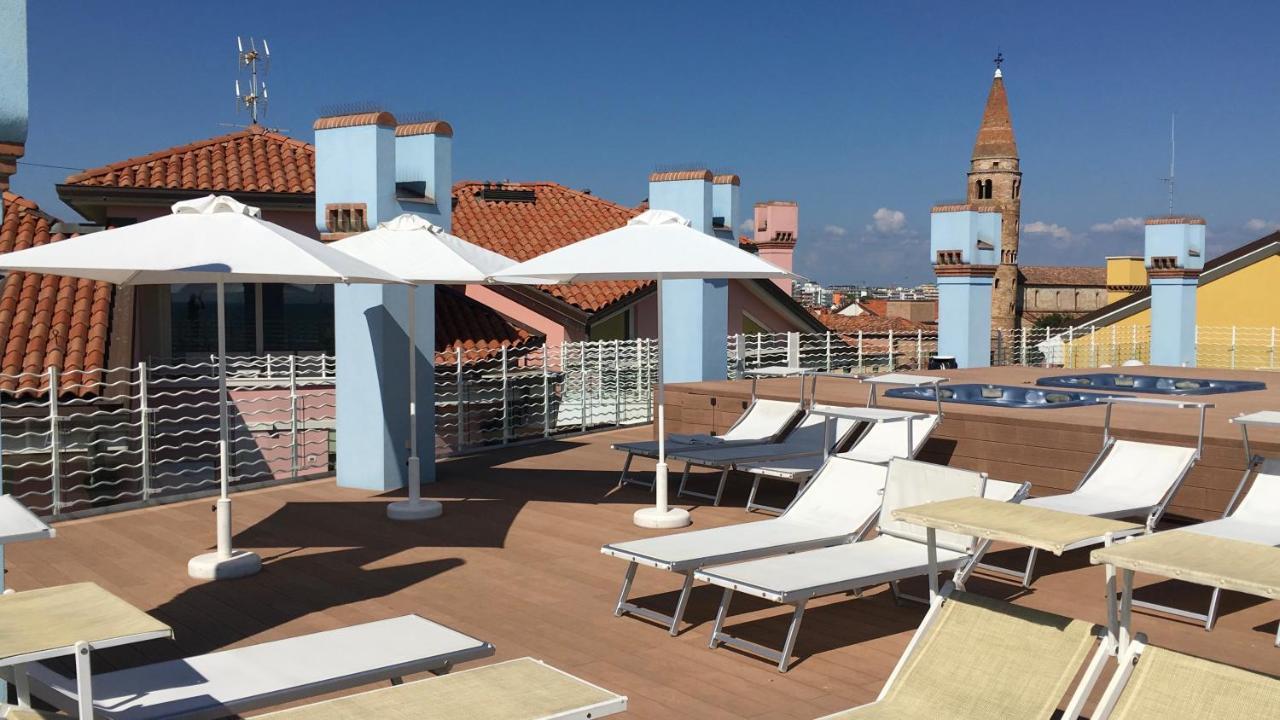 Ca Dell'Angelo - Caorle Aparthotel Buitenkant foto