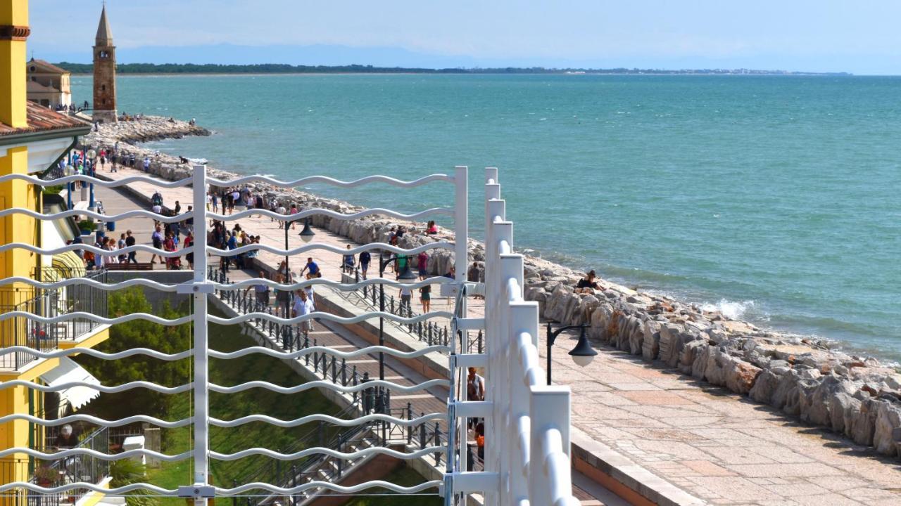Ca Dell'Angelo - Caorle Aparthotel Buitenkant foto