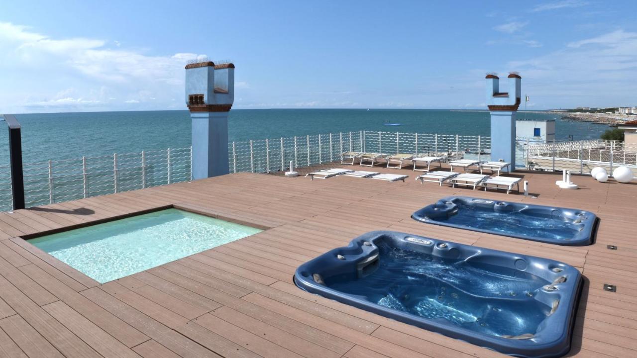 Ca Dell'Angelo - Caorle Aparthotel Buitenkant foto